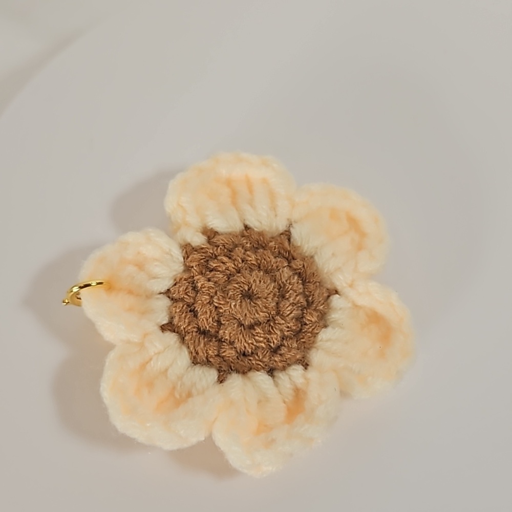 Hand Crafted Hand Knit Chrochet floral gold 4" Keychain flower baige and brown - Picture 12 of 17